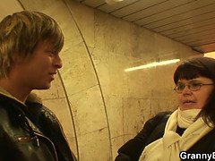 Belle grosse femme bgf, Gros cul, Lunettes, Énorme, Mature, Réalité, Adolescente, Nénés
