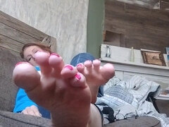 Fetiche por pé, Feito em casa, Maduroa, Solo chão