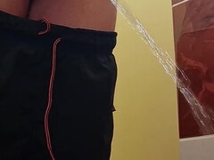 18 éves, Fürdőszoba, Fétis, Meleg, Pisi szex, Vékony, Egyedül, Tini