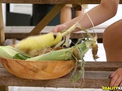 Anál, Zadok, Mačiatko, Kuřba, Brunetka, Pička, Realita, Vyholené