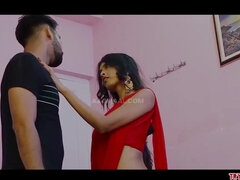 Glamour Indian MILF amazing porn video