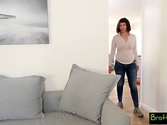 Mooi, Rondborstig, Hd, Likken, Moeder die ik wil neuken, Schreeuwen, Stiefmoeder, Tiener