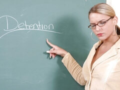 18 jahre, Grosser arsch, Grosse titten, Blasen, Hundestellung, Brille, Dürr, Jungendliche (18+)