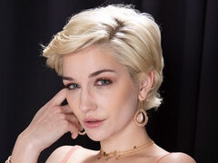 Blonde, Sucer une bite, Branlette thaïlandaise, Mère que j'aimerais baiser, Chatte, Cheveux courts, Dénudage, Nénés