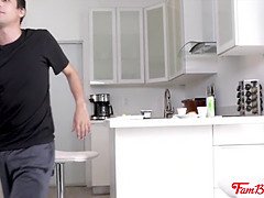 Velika rit, Črnke, Busty, Temnopolti, Hardcore, Medrasni seks, Najstnice, Kurba
