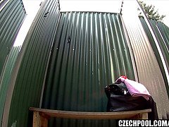 素人, 茶髪の, チェコ, Hd, プール, 公共, シャワー, 一人