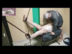 Enthousiasteling, Bondage discipline sadomasochisme, Gebondenheid, Brits, Stel, Rijpe lesbienne, Straf, Slaaf