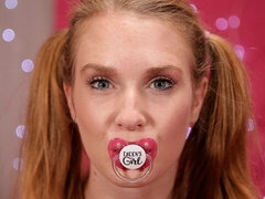 Velké péro, Kuřba, Na pejska, Přírodní prsa, Drobounká, Pigtails, Teenka, Kozičky