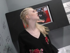 Ξανθιά, Στο πρόσωπο, Κωλοτρυπίδα, Μικρούλης, Ξυρισμένη, Καταπίνω