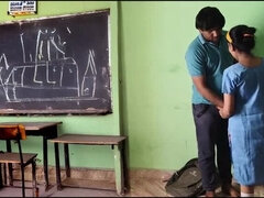 18 ans, Première fois, Hd, Indienne, De plein air, Étudiant, Professeur, Uniforme