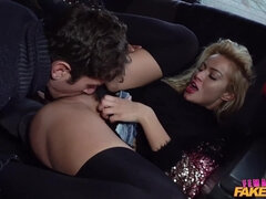 お尻, デカ尻, ブロンド, フェラチオ, イマラチオ, チン, 指いじり, なめる