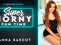 Blonde, Béant, Branlette thaïlandaise, Masturbation, Rasée, Maigrichonne, Solo, Jouets