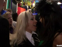 Enthousiasteling, Pijpbeurt, Handbeurt, Likken, Panty, Kut duiken, Roodharige vrouw, Zuigen