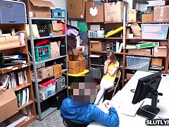 뒷방, 잡힌, 사무실, 경찰, 처벌, 고함치는, 젖가슴, 유니폼