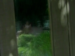 Isot tissit, Ruskeahiuksinen, Lesbo, Itsetyydytys