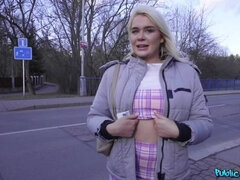 Blondin, Avsugning, Långt ner i halsen, Doggystyle, Europeisk, Underkläder, Tatuering, String