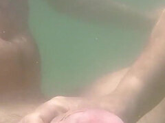 Amateur, Plage, Couple, Tir de sperme, Exhib, Branlette thaïlandaise, Public, Professeur