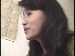 Sweet Japanese Mom Teaches 18 Years Old Guy Lovemaking Lessons
