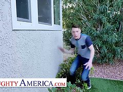 Velika rit, Fafanje, Rjavolaska, Notranji izliv, Dekle drka tiča, Samozadovoljevanje, Milf, Joške