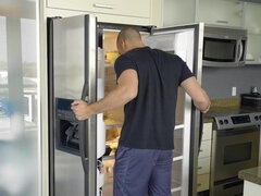 Salle de bains, Grosse bite, Gros seins, Blonde, Tir de sperme, Mère que j'aimerais baiser, Maman, Seins naturels