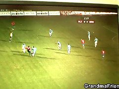 Vacker, Avsugning, Långt ner i halsen, Mogen, Milf, Mamma, Styvmamma, Trekant