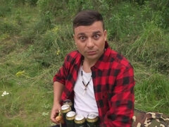 Tussi, Blasen, Braunhaarige, Hochschule, Im freien, Pornostars, Titten, Nass