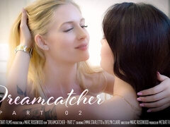 Røv, Badeværelse, Blondine, Give finger, Kysse, Lesbisk, Fisse, Tatovering