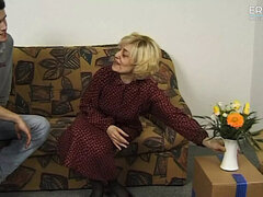 デカパイ, フェラチオ, 指いじり, ドイツ人, ふっくら乳首, フェラする, ティーン, 妻