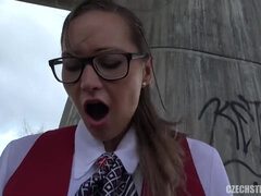 Češka, Dekle drka tiča, Hardcore, Zunaj, Prvoosebno snemanje seksa